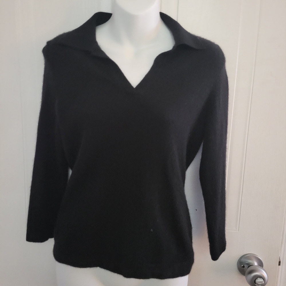 InCashmere sweater